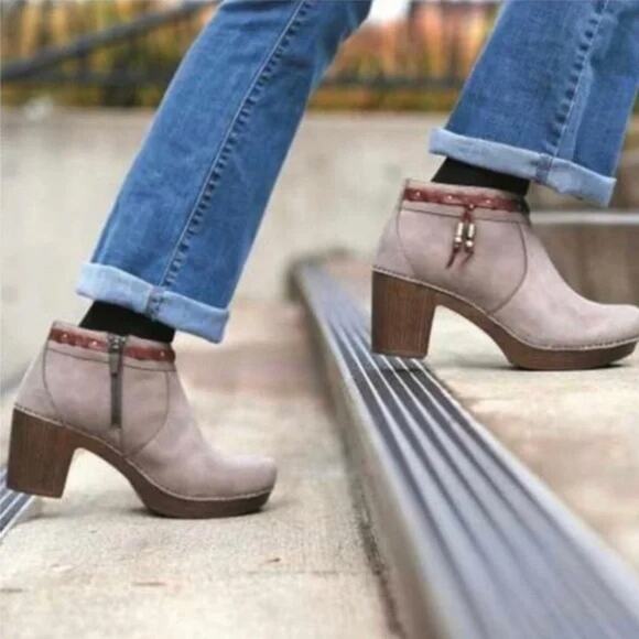 Dansko Dabney Leather Bohemian Tassel Clog Ankle Booties 8 - Picture 9 of 9